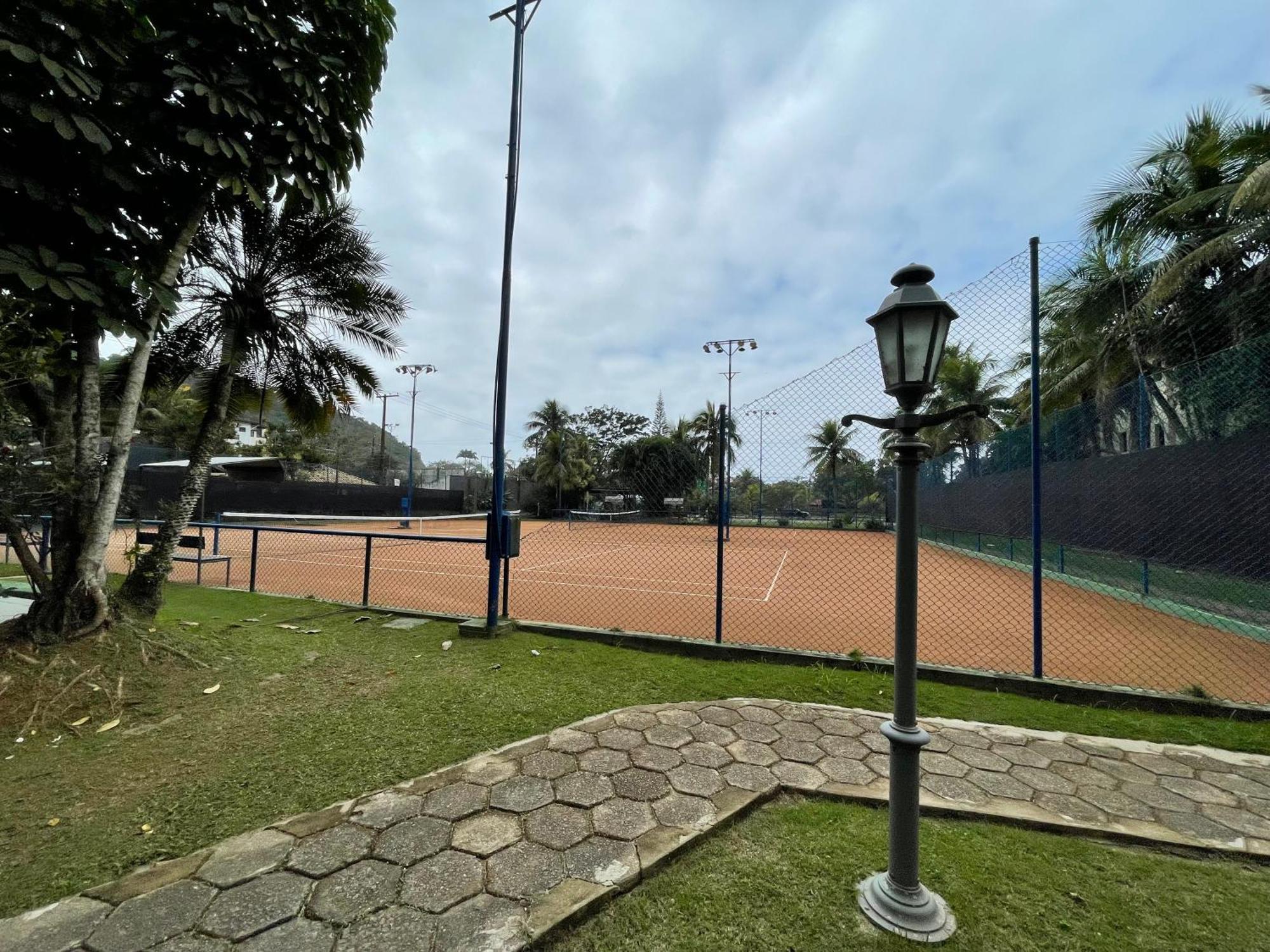 Condominio Wembley Tenis Praia Das Toninhas J406 우바투바 외부 사진