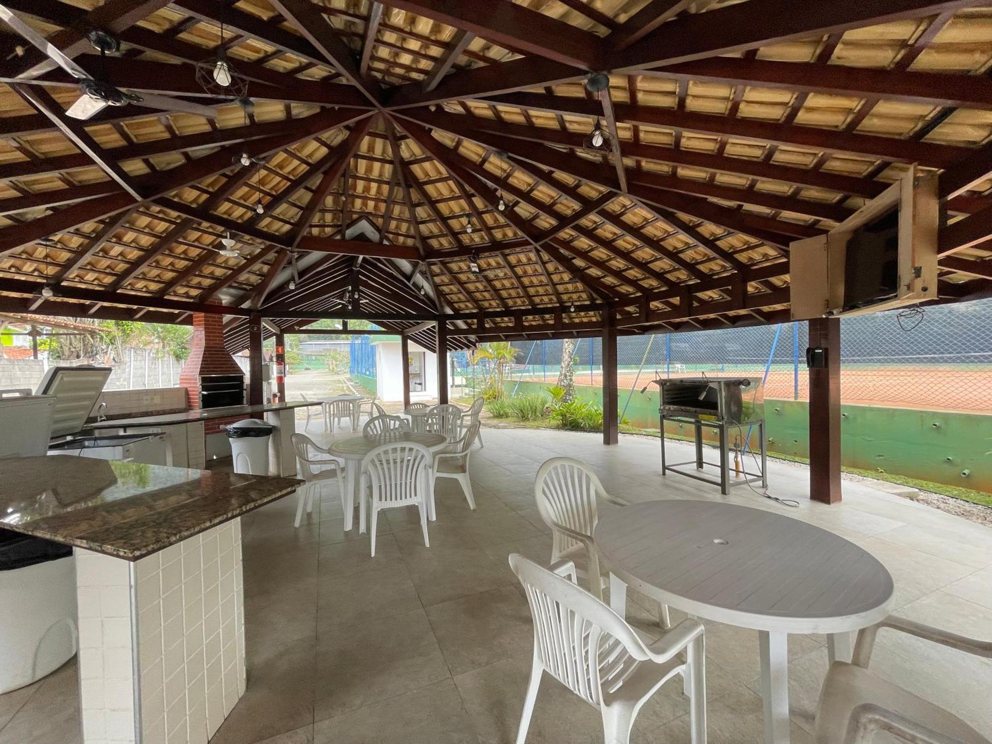 Condominio Wembley Tenis Praia Das Toninhas J406 우바투바 외부 사진